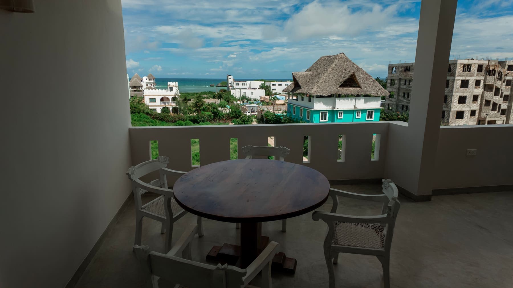 Giamma House Balcony & View 4