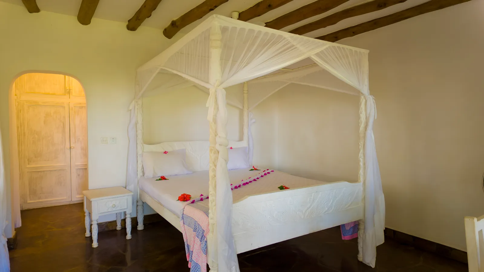 Nyumba Sara Bedrooms 4