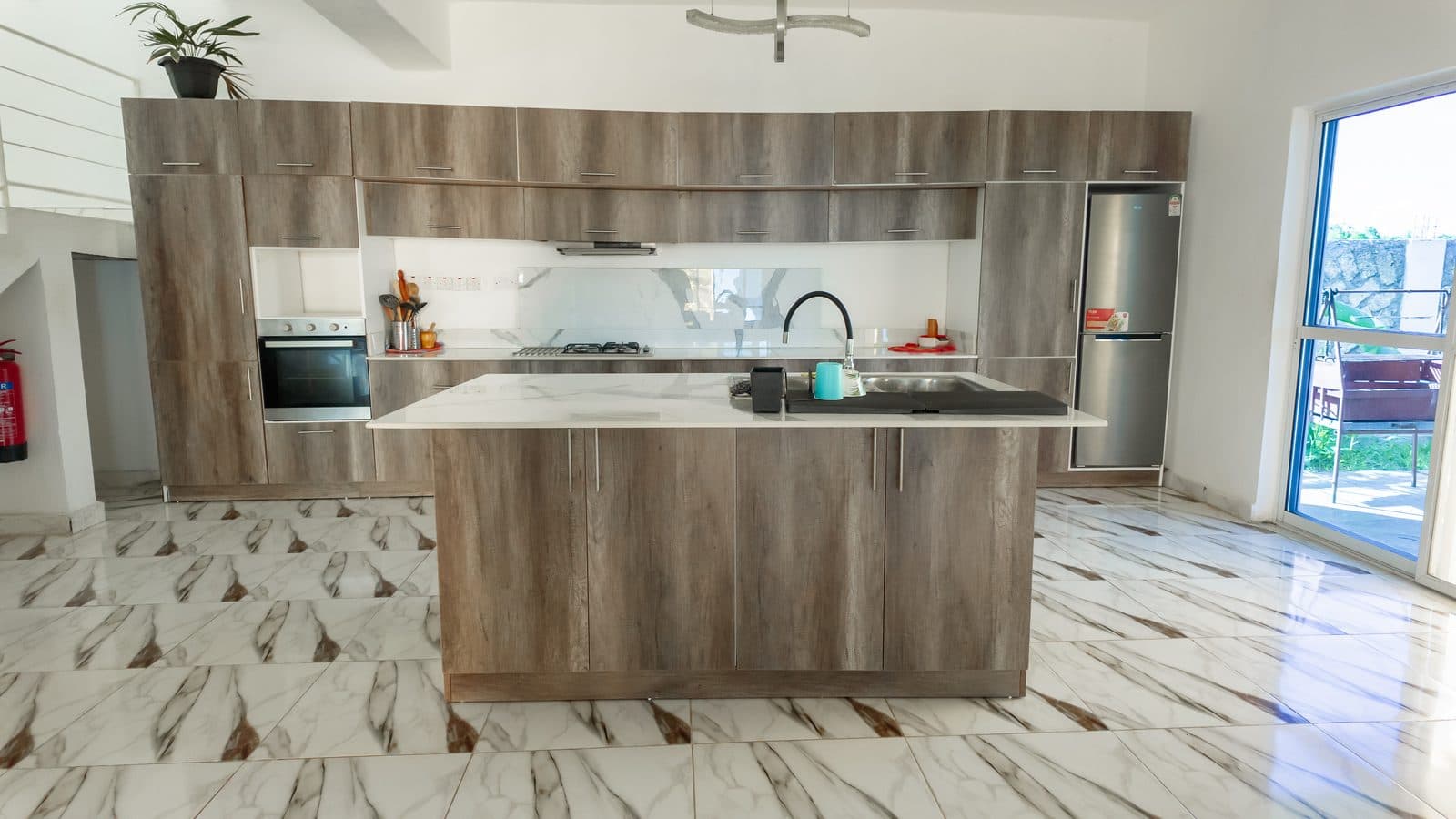 The White Villa Kitchen 1