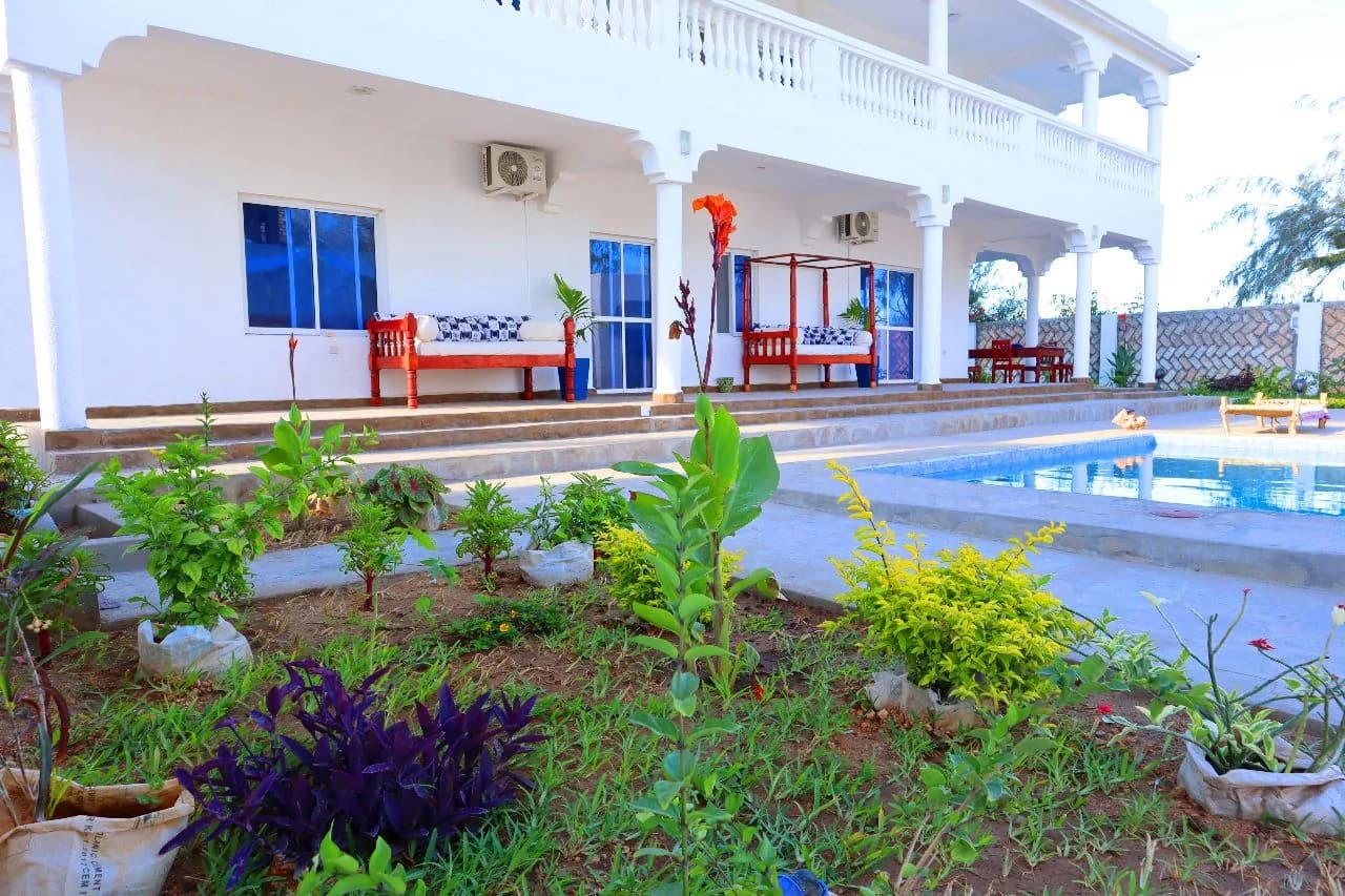 The White Villa