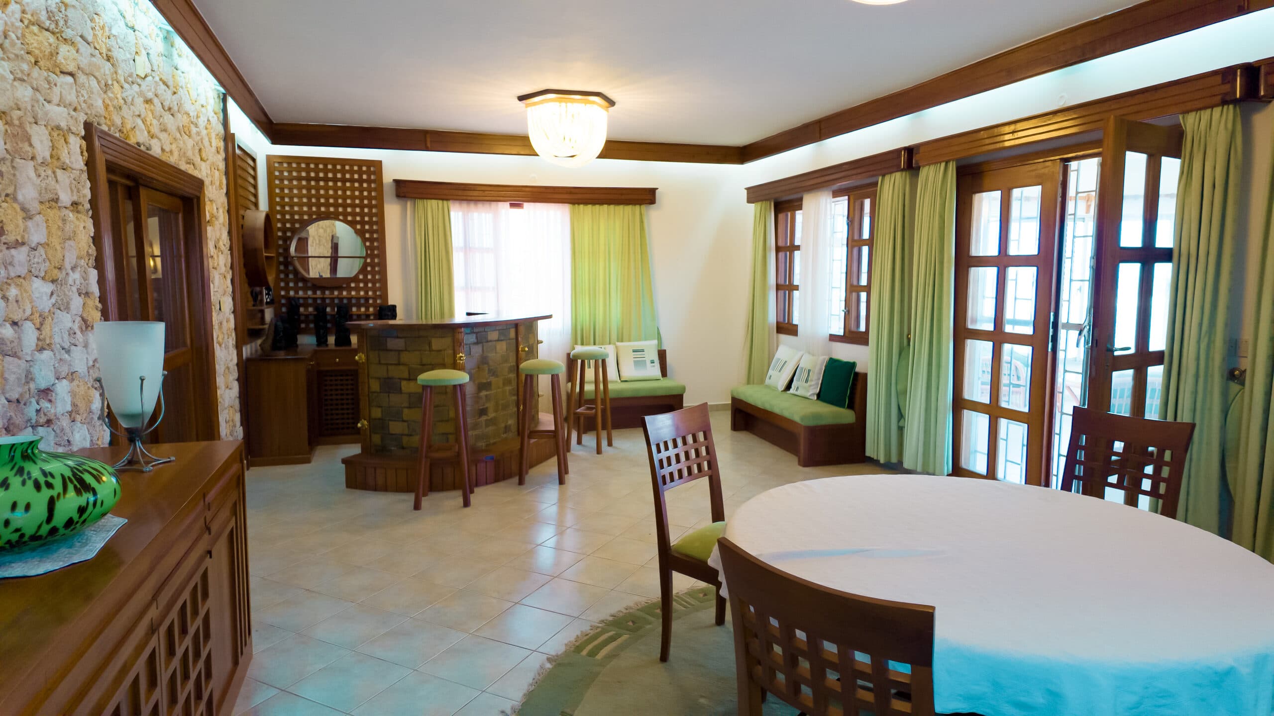 Villa Bahari Living & Dining 2