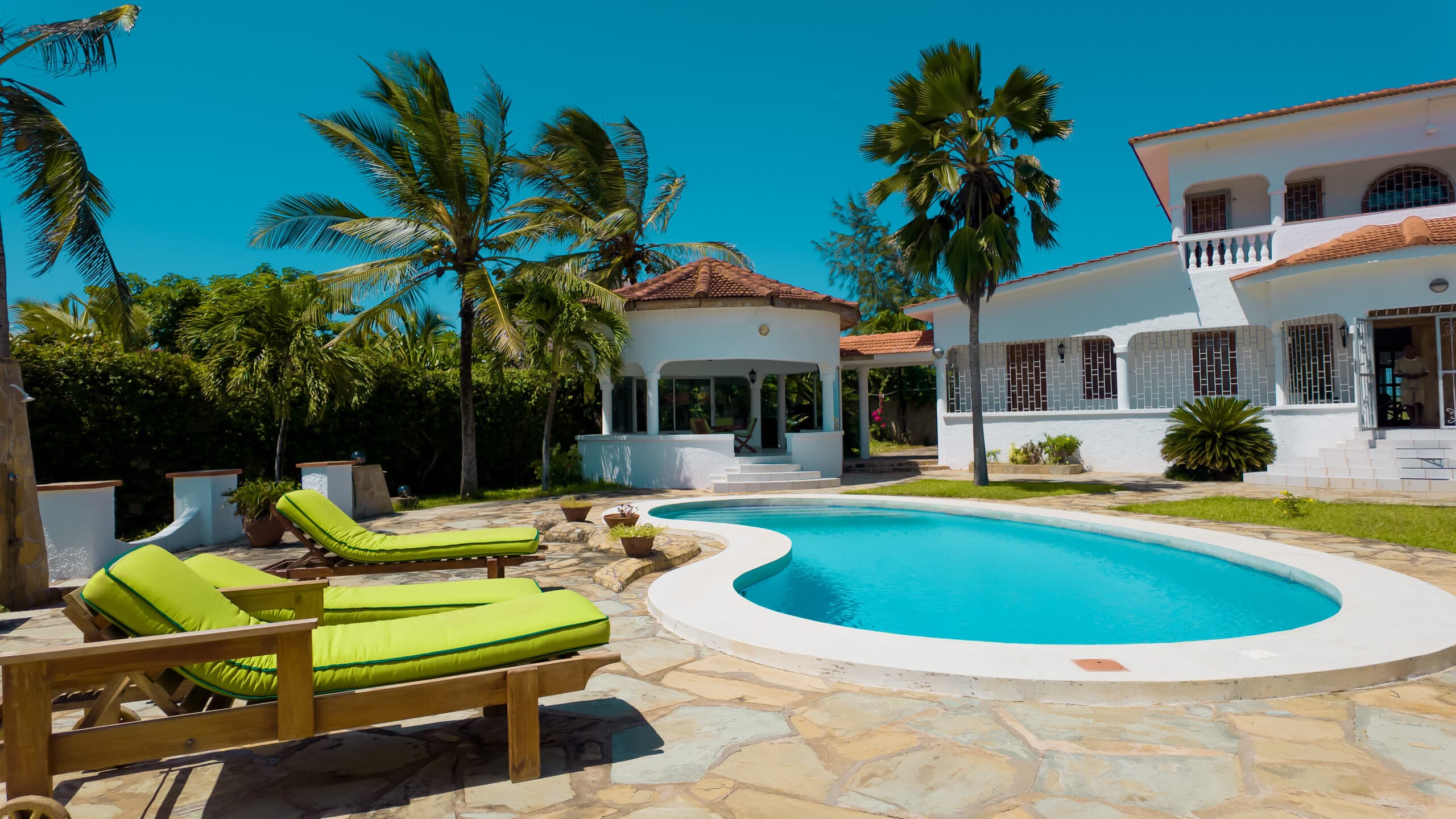 Villa Bahari Exterior & Pool 3