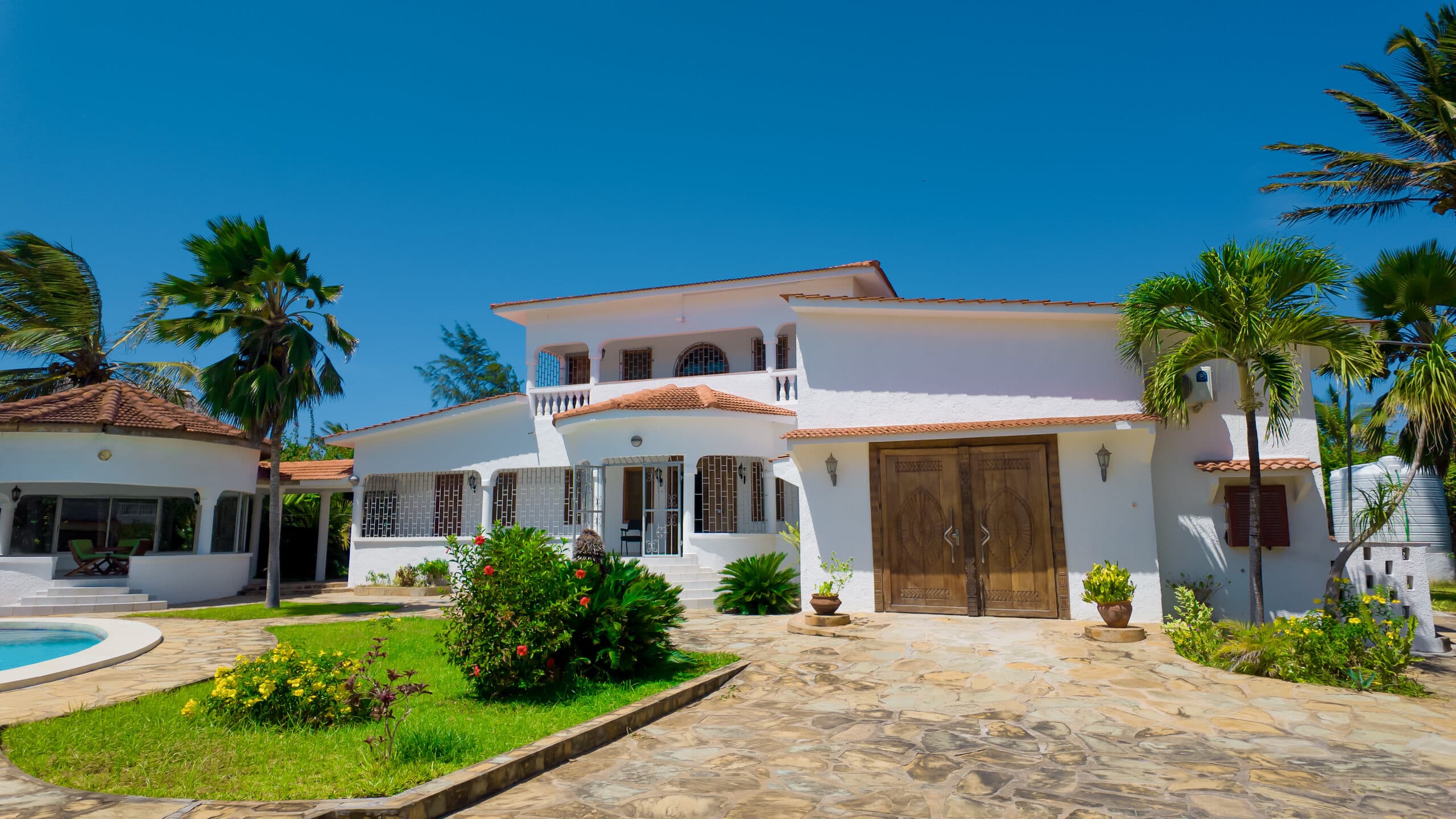 Villa Bahari Exterior & Pool 4