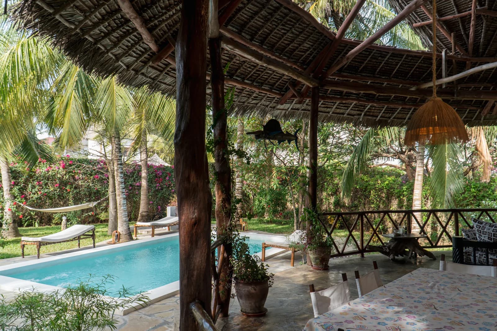 Villa Luwa Pool & Veranda 4