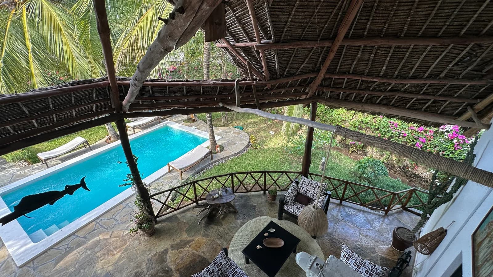 Villa Luwa Pool & Veranda 6