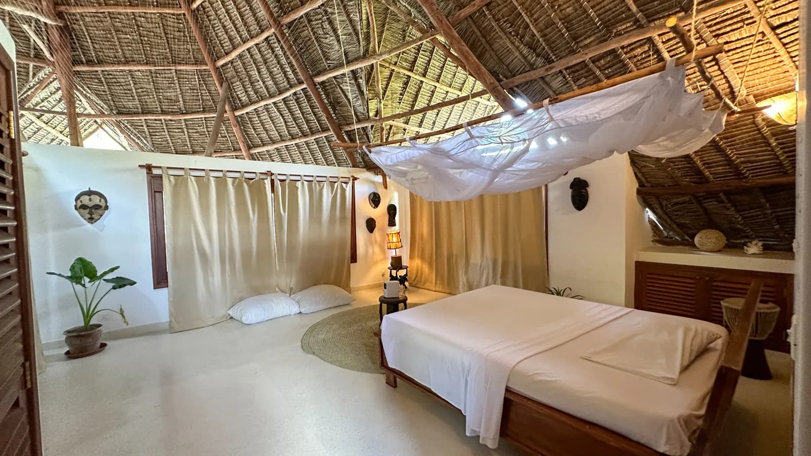 Villa Luwa Bathrooms 6